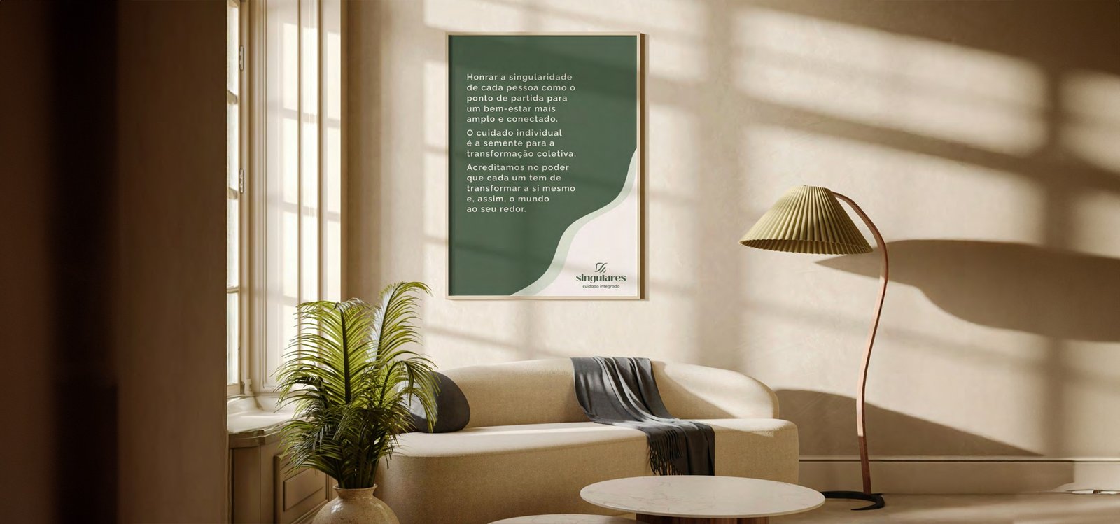 Reception area with a green Singulares Cuidado Integrado poster on the wall